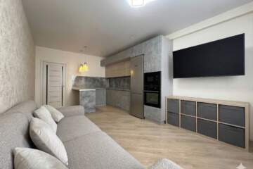 2-к квартира, 70 м², 6/12 эт.