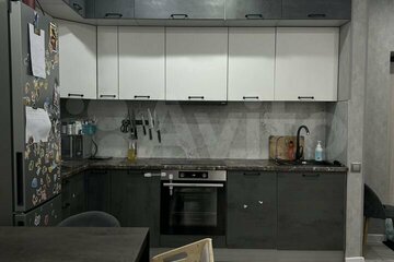 1-к квартира, 42 м², 1/16 эт.
